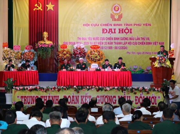 Hình ảnh cho bài viết Lịch sử truyền thống Hội Cựu Chiến binh Việt Nam qua 35 năm thành lập (06/12/1989 - 06/12/2024) và một số kết quả nổi bật trong năm 2024 của các cấp hội Cựu chiến binh tỉnh Phú Yên